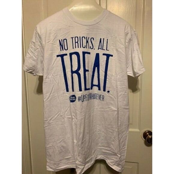 BUD LIGHT NO TRICKS ALL TREAT #UPFORWHATEVER SIZE LARGE T-SHIRT NWOT - Picture 1 of 2